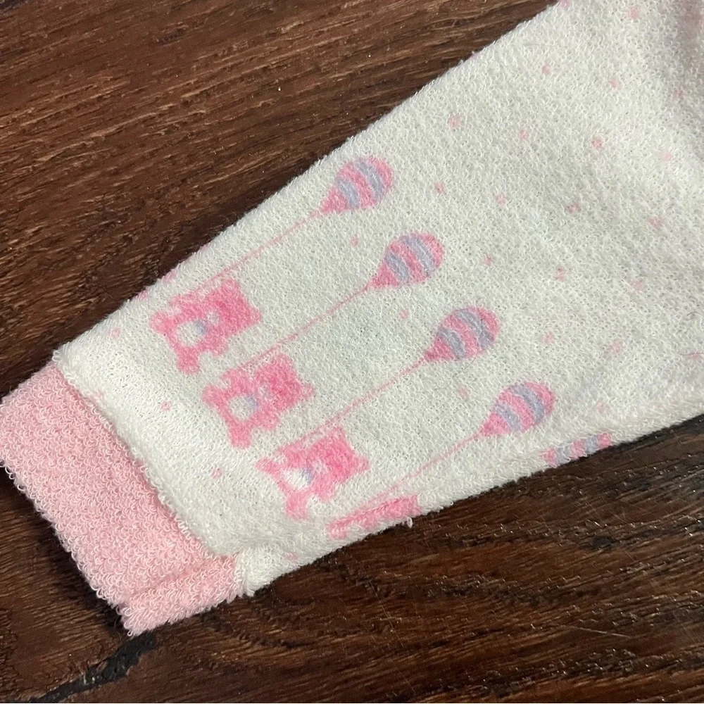 Vintage Healthtex one piece pink white sleeper Size Small 0-3 months